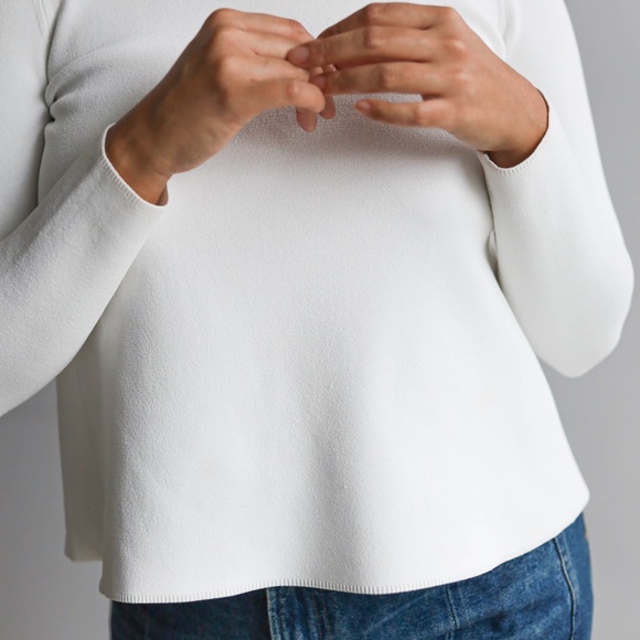 Babaton White Open-back Sweater - Picture 4 of 6